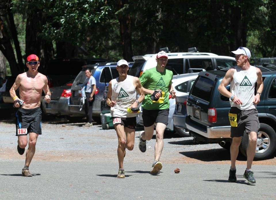 Picture of Yassine Diboun and pacers at Western States 100