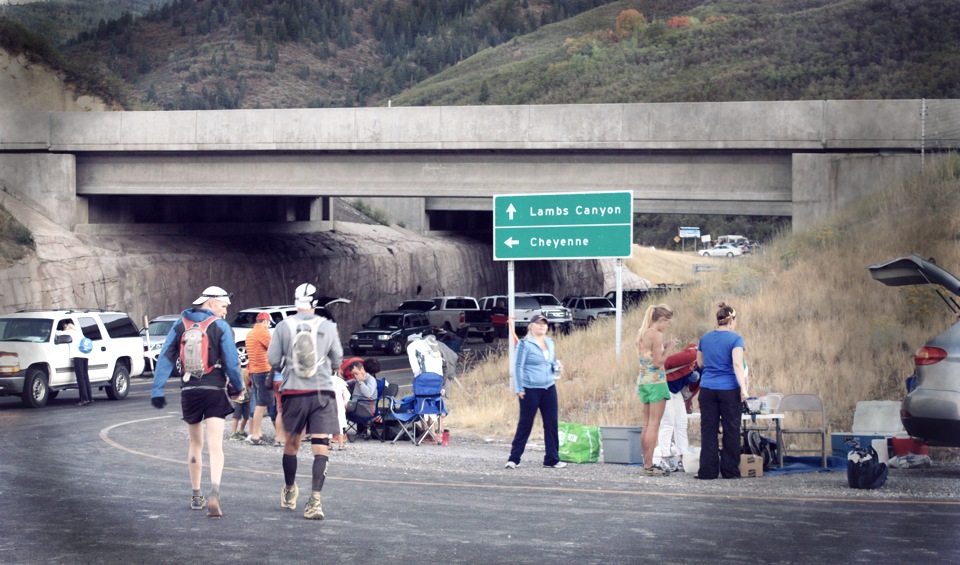 picture of mark kreuzer walking at the wasatch 100